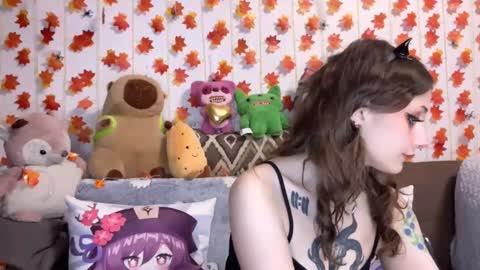 Snapshot of _devilbaby chatting on 09-15-25, 05:46 Kate online show from 09-15-25, 05:46
