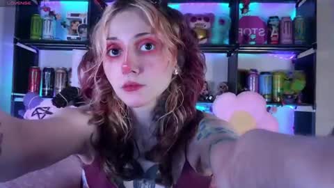 Kate online show from 06-18-26, 06:12
