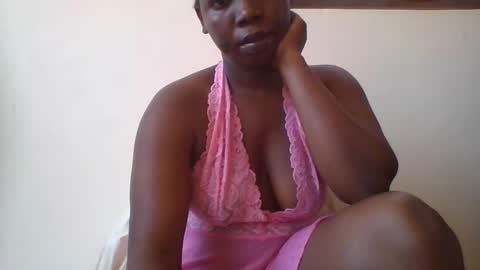 Snapshot of _diva001_ chatting on 09-19-25, 09:54 bigbootydiva online show from 09-19-25, 09:54