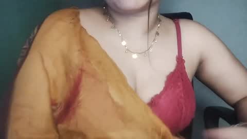 _dreamgirl_0 online show from 04-21-26, 10:45