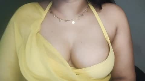_dreamgirl_0 online show from 04-23-26, 10:14