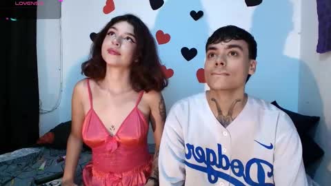 Snapshot of _dualseduction chatting on 04-13-26, 01:11 steve and geral online show from 04-13-26, 01:11