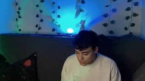 Snapshot of _dualseduction chatting on 05-16-26, 11:36 steve and geral online show from 05-16-26, 11:36