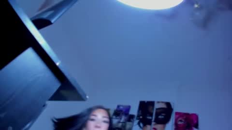 Elettra online show from 02-17-25, 10:47