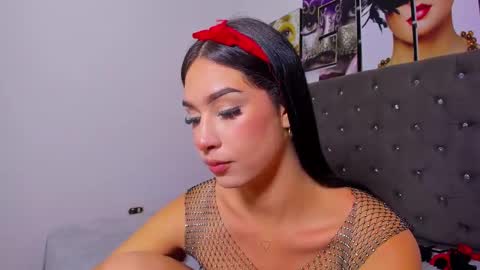 Elettra online show from 03-03-25, 07:39