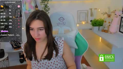 Lizzy  online show from 12-13-24, 04:22