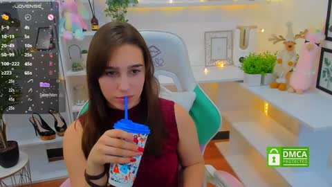 Lizzy  online show from 12-17-24, 12:45