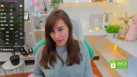 Lizzy  online show from 12-18-24, 10:02