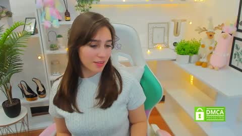 Lizzy  online show from 12-20-24, 12:52