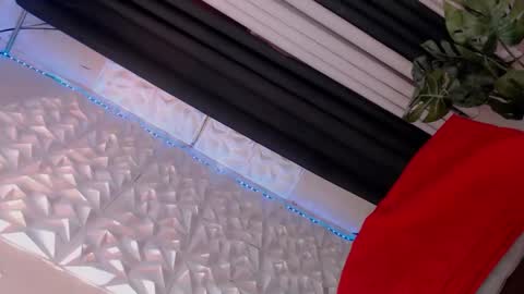 _ellen24 online show from 11-03-25, 02:18