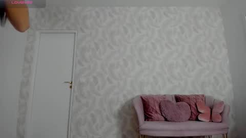 Elysa online show from 09-26-25, 04:49