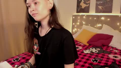 _emily__strike_ online show from 05-14-26, 02:07