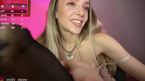 Snapshot of _emily__sweety_ chatting on 01-25-25, 02:58 Emily online show from 01-25-25, 02:58