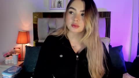 Isabella online show from 03-09-26, 12:09