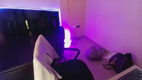 Emily  online show from 11-29-25, 01:47