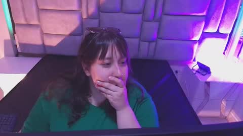 Emily  online show from 12-22-25, 11:29