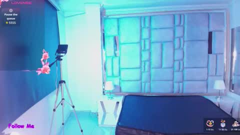 Emily  online show from 02-04-26, 11:05