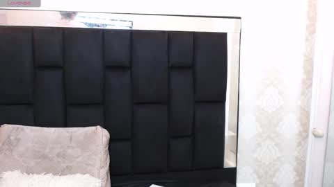 Emma online show from 02-24-25, 10:36