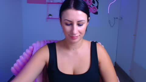 Emma online show from 10-24-25, 12:01