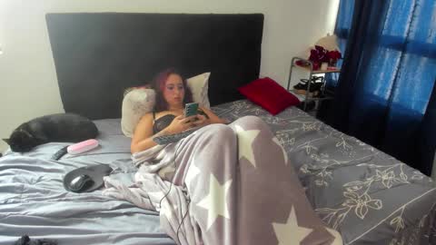 Emma online show from 02-04-26, 07:42