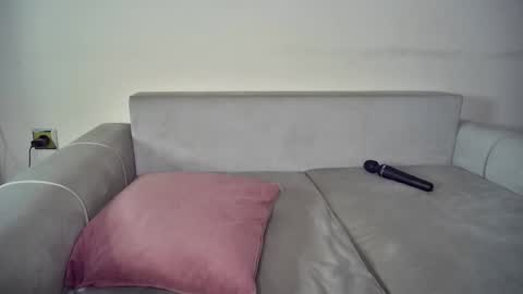 Emma Sugar online show from 10-11-25, 12:10