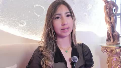 _emmawalka online show from 10-19-25, 07:36