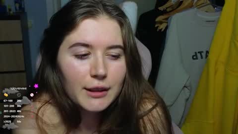 Snapshot of _enni__ chatting on 12-24-24, 06:50 Sam online show from 12-24-24, 06:50