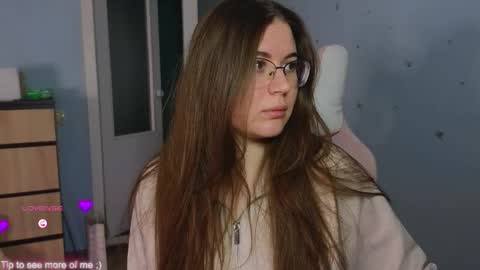 Snapshot of _enni__ chatting on 02-11-25, 02:57 Sam online show from 02-11-25, 02:57