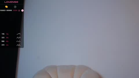 Snapshot of _esmeraldiyaa_ chatting on 02-16-25, 10:10 _esmeraldiyaa_ online show from 02-16-25, 10:10