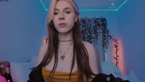 Eva online show from 10-18-25, 06:48