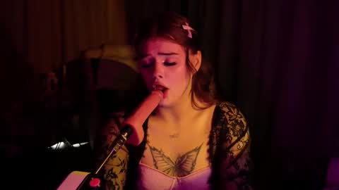 Snapshot of _evalane chatting on 10-08-25, 07:39 Eva Lane online show from 10-08-25, 07:39