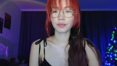 EveEva online show from 12-22-24, 11:33