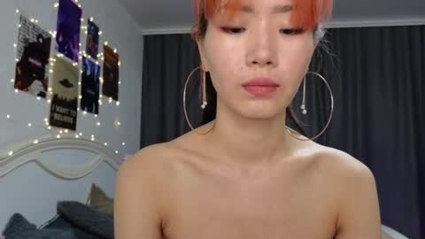 EveEva online show from 01-25-25, 07:49