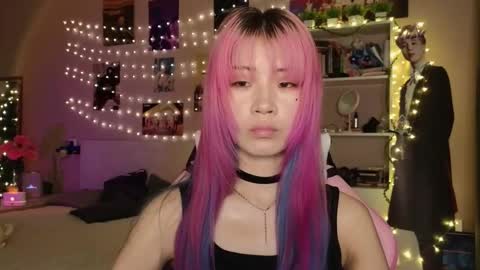 EveEva online show from 02-26-26, 01:04