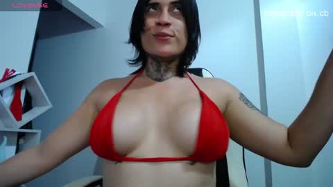  Exa help me position myself with your thumb up thanks  online show from 12-10-24, 10:26