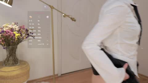 Snapshot of _female_essence_ chatting on 12-12-24, 12:59 Essie online show from 12-12-24, 12:59