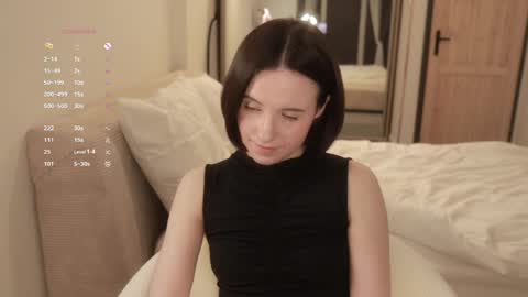 Snapshot of _female_essence_ chatting on 04-15-26, 07:58 Essie online show from 04-15-26, 07:58