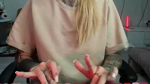 Alis online show from 09-17-25, 03:46