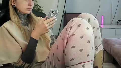 Alis online show from 09-25-25, 09:02