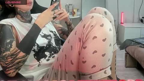 Alis online show from 10-19-25, 08:04