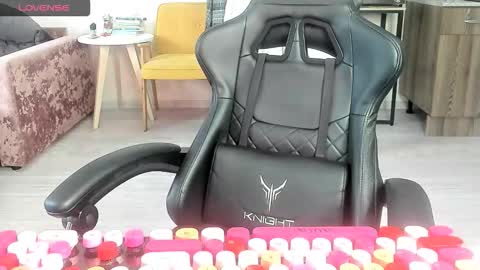 Alis online show from 03-27-26, 09:42