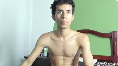 Snapshot of _fiore_ chatting on 06-17-26, 11:01 jair eduardo online show from 06-17-26, 11:01