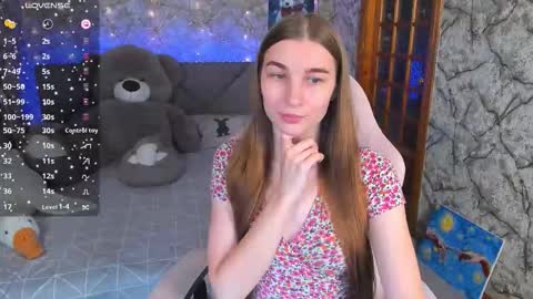 Kate online show from 10-21-25, 01:56