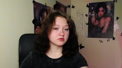 Alice online show from 06-16-26, 05:54
