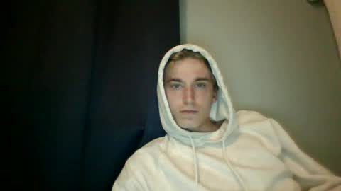 Snapshot of _frosty_69 chatting on 06-29-26, 03:01 _frosty_69 online show from 06-29-26, 03:01