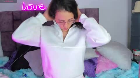Gabby online show from 06-20-26, 06:54