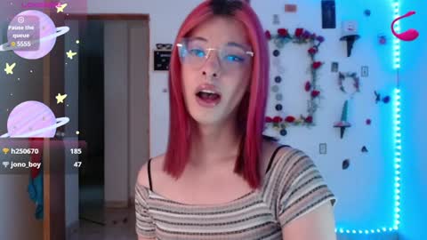 Snapshot of _galya_ chatting on 12-19-24, 01:07 Galya online show from 12-19-24, 01:07