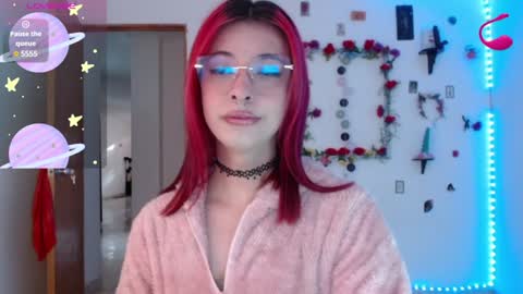 Snapshot of _galya_ chatting on 01-09-25, 12:30 Galya online show from 01-09-25, 12:30