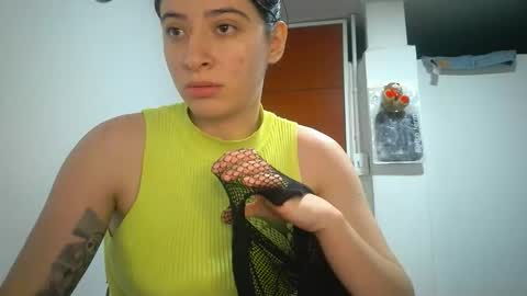 Mia-foster online show from 01-10-26, 02:35