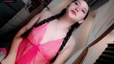 Gigi online show from 03-11-25, 01:37